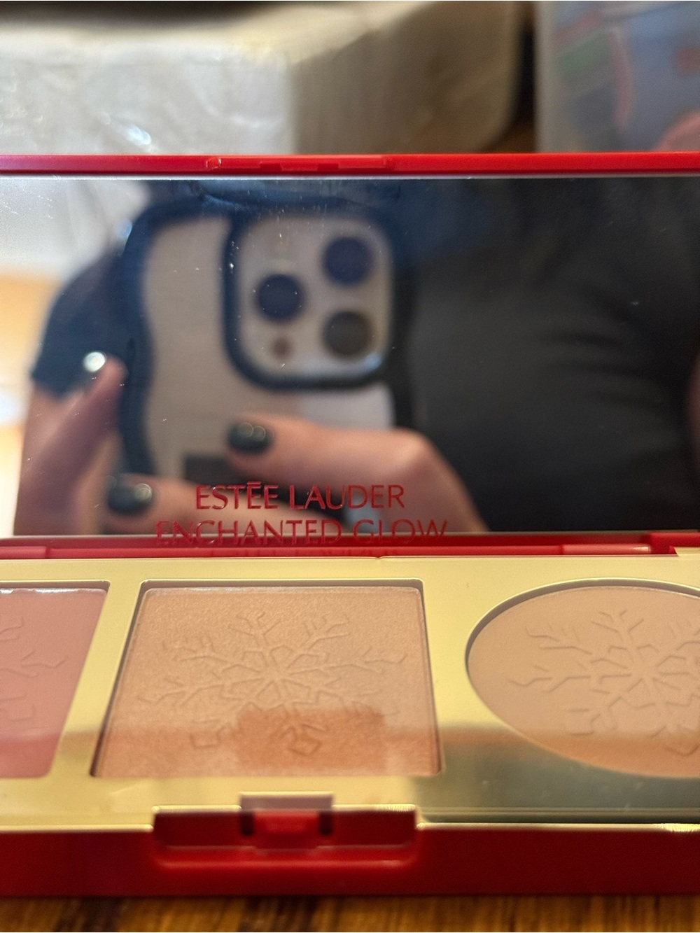 Estee Lauder | Makeup Set - Picture 4 of 8